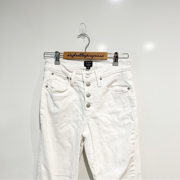 J. Crew Essential straight white jean in all-day stretch - Picture 6 of 12